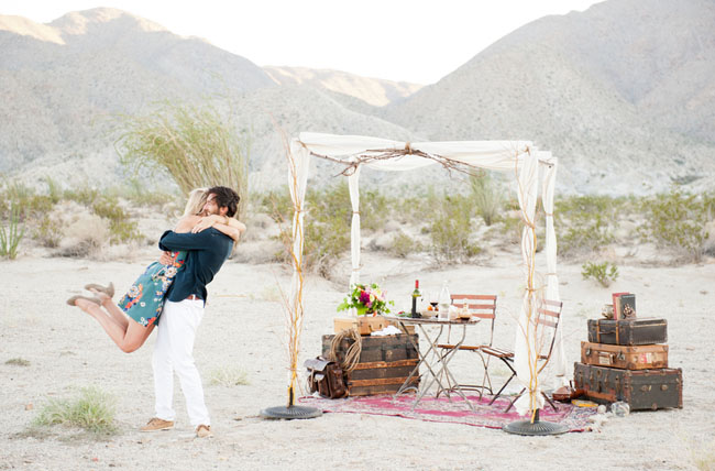 הצעת נישואין במדבר בסגנון בוהו שיק